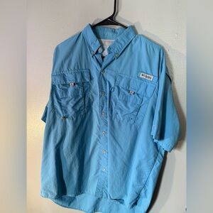 Columbia Men's Light Blue Casual Button Down Shirt